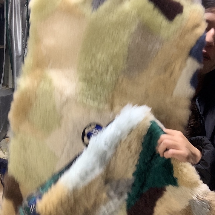 冬***雨羊毛羊皮毛一体282七彩加厚三件套一套微瑕疵