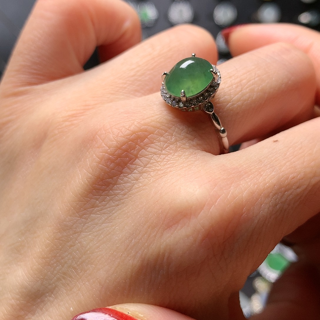 翡翠颈饰银S925镶嵌11111