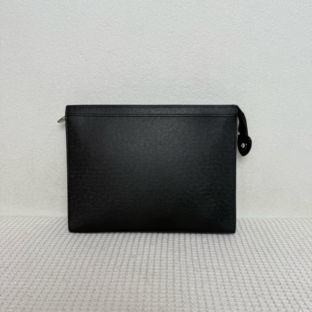99新 LouisVuitton/路易威登 97新6336/经典百搭黑色全皮手拿包