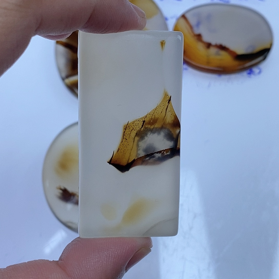 玛瑙/玉髓未镶嵌珠宝半成品