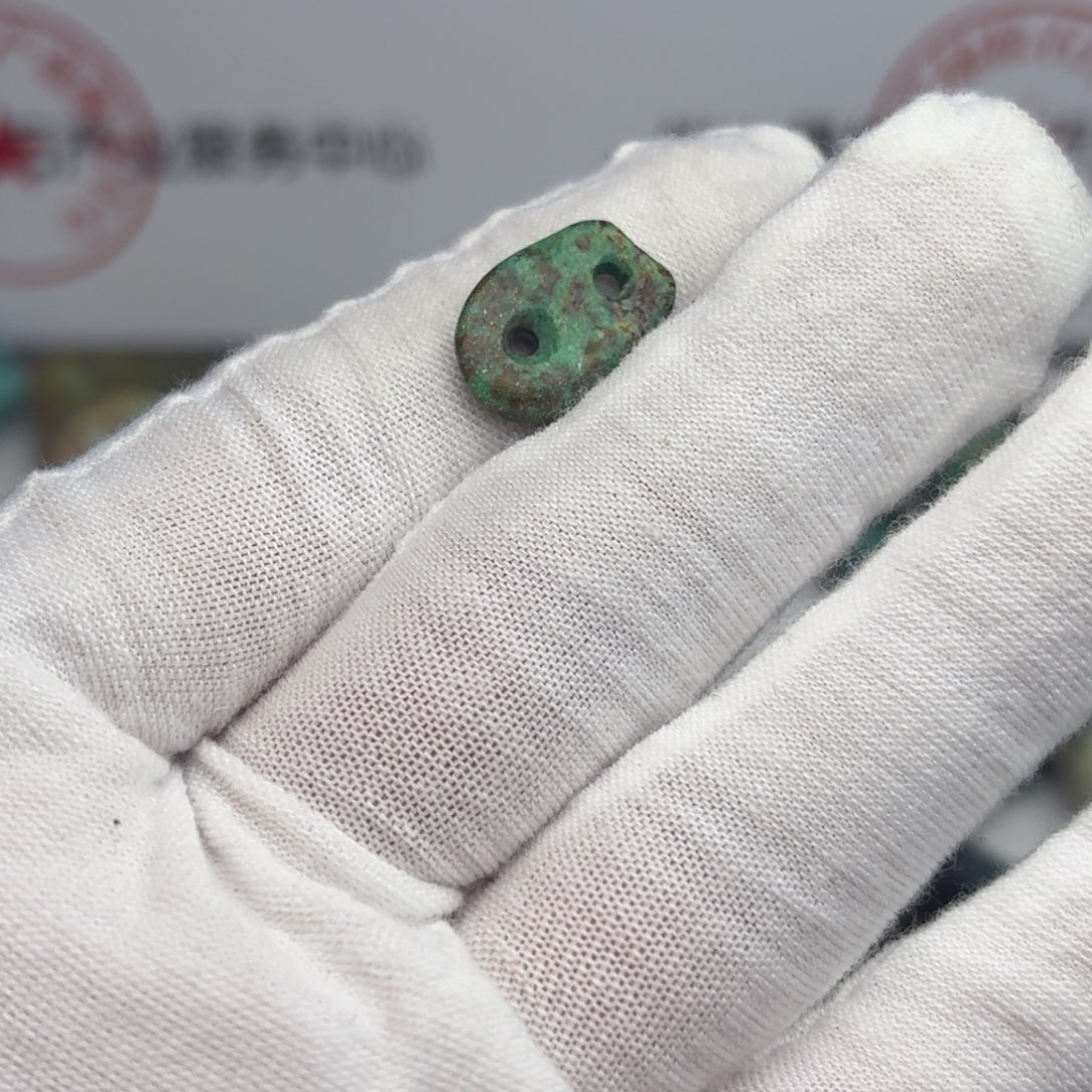 南红玛瑙未镶嵌绿松石