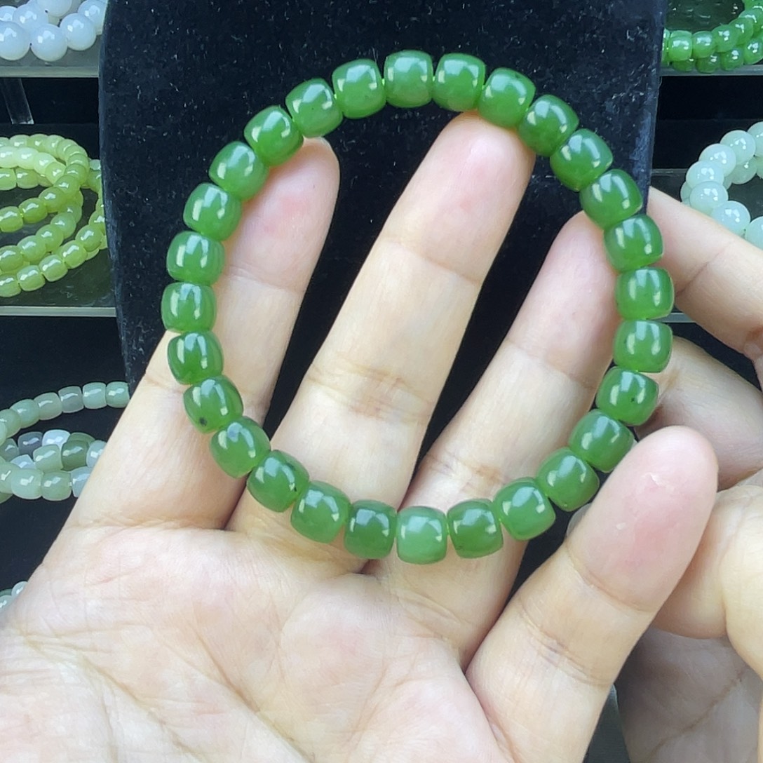 和田玉（碧玉）未镶嵌手链