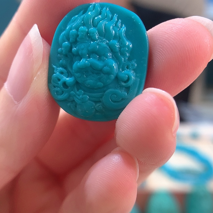 未镶嵌绿松石珠宝奇石