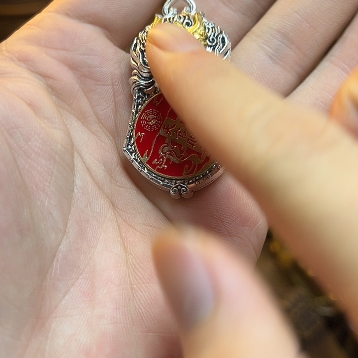 精美铜器，点击下单