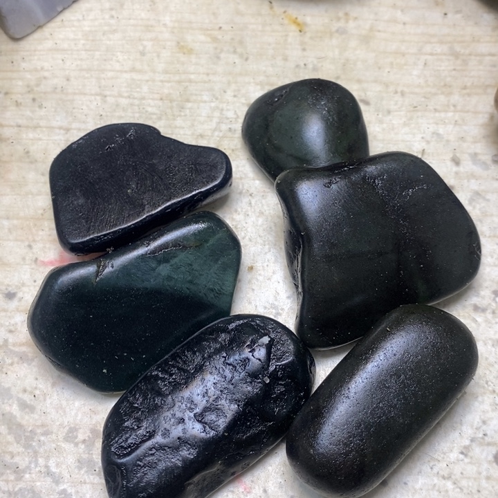 和田玉未镶嵌珠宝奇石74