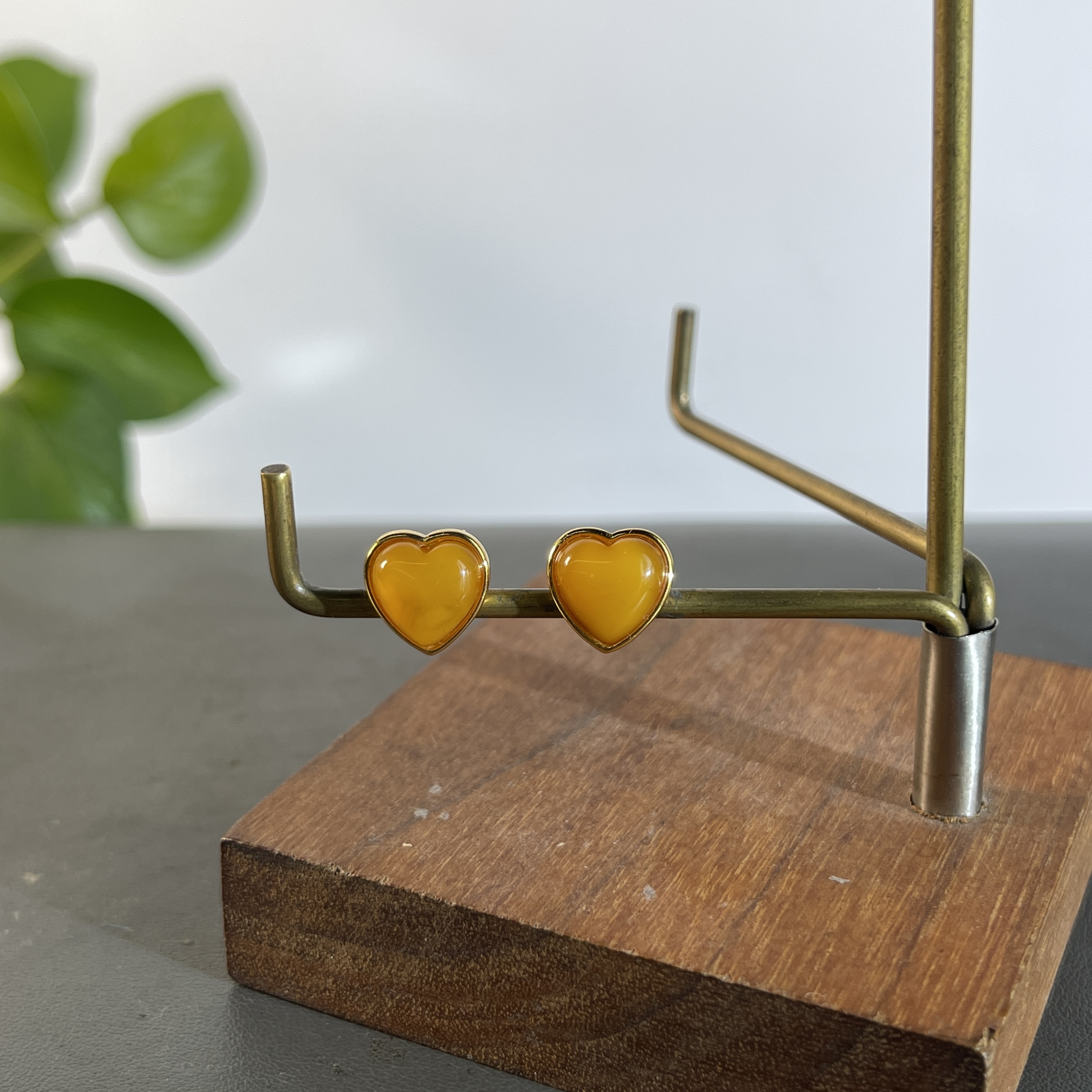 JXW31-04  蜜蜡-S925镶嵌耳饰