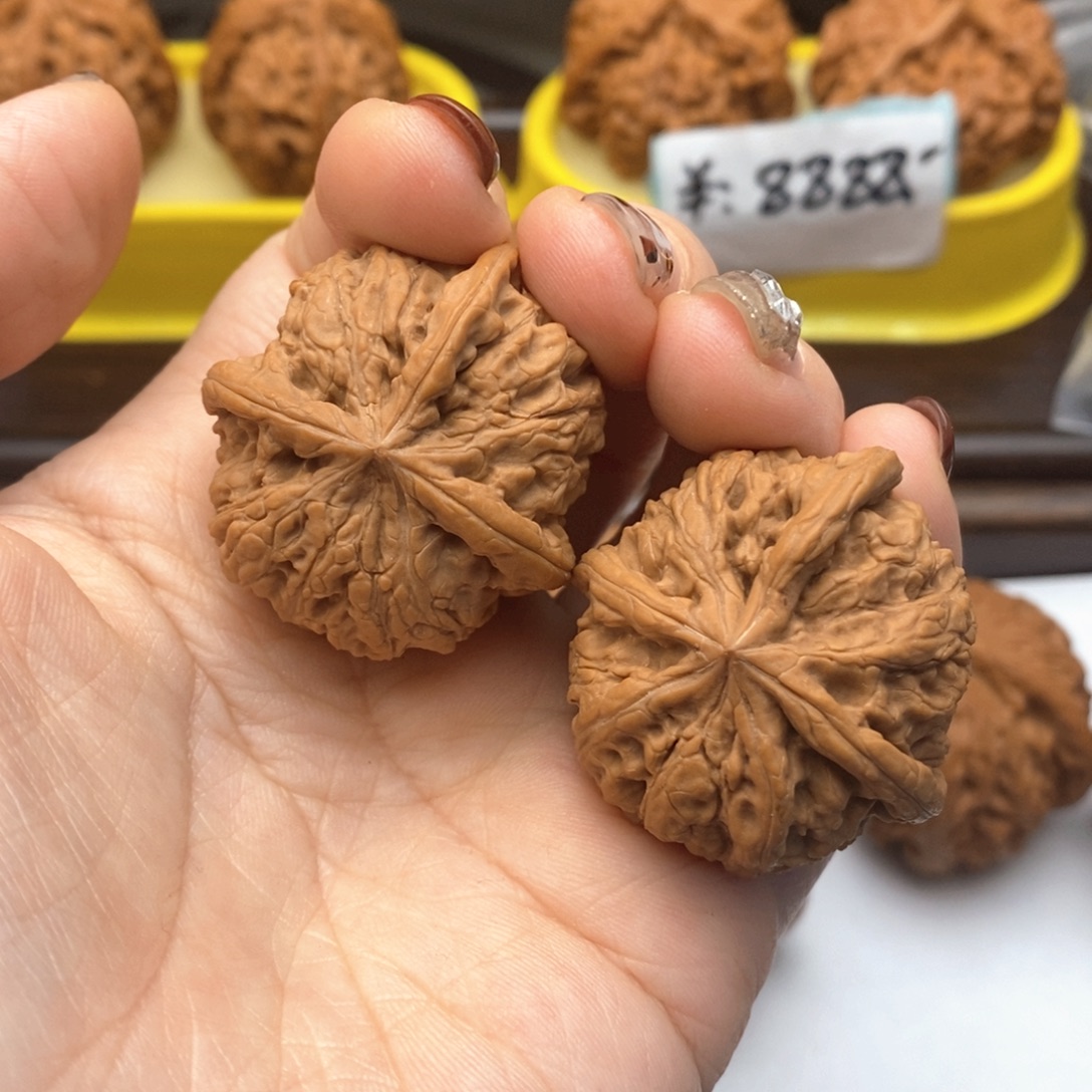 文玩核桃把件37尺雨花石定