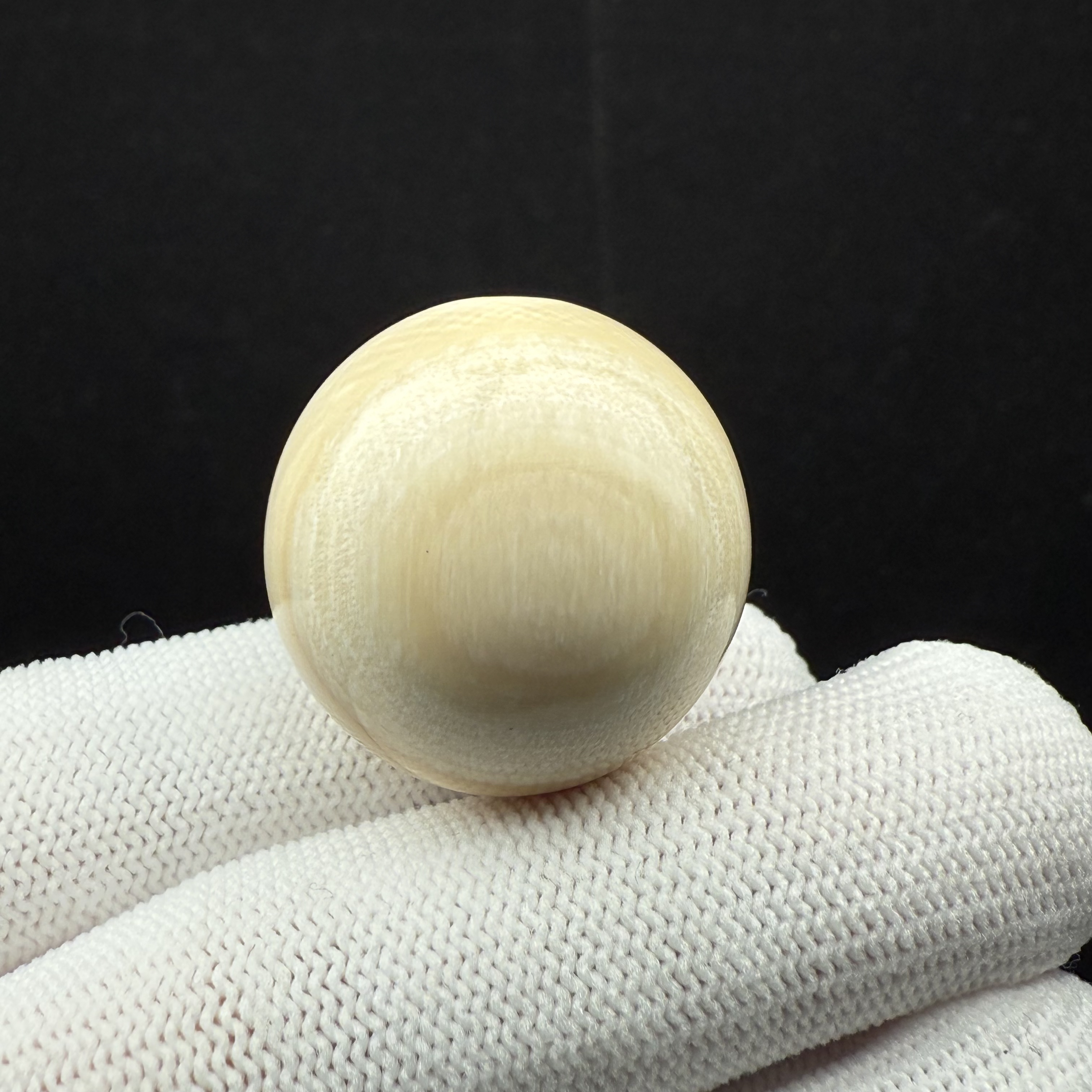 D21-49天然猛犸牙 芝士皮圆珠26.5mm支持复检假一罚十