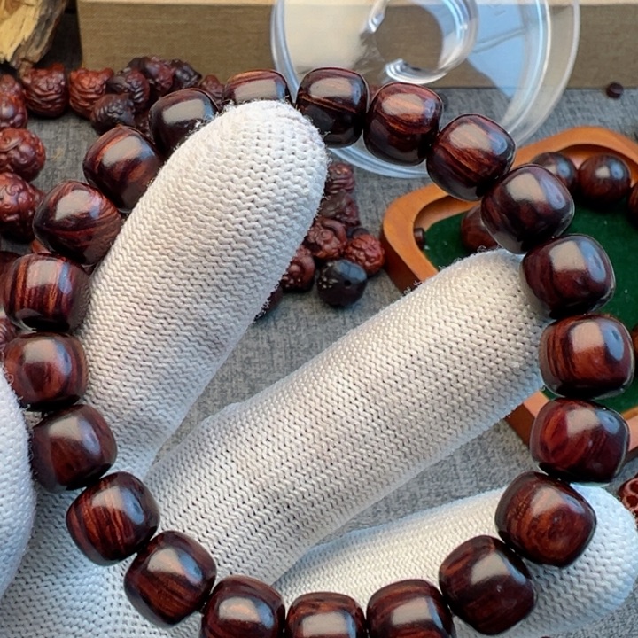 김***공木海南红降花梨公1.0老型黑金底