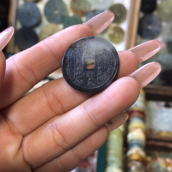 岫玉岫玉挂件未镶嵌