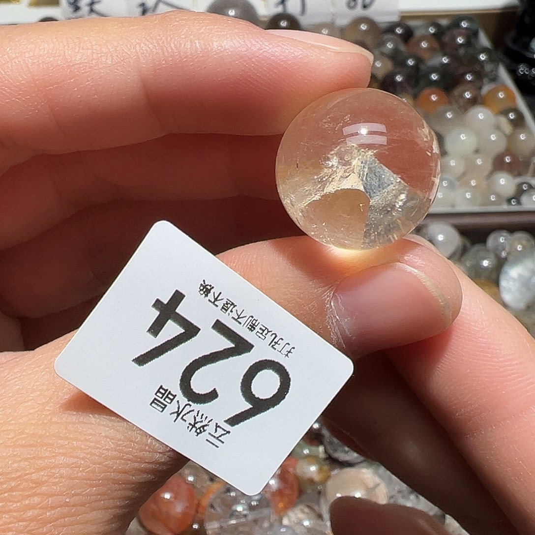 未镶嵌水晶珠宝半成品