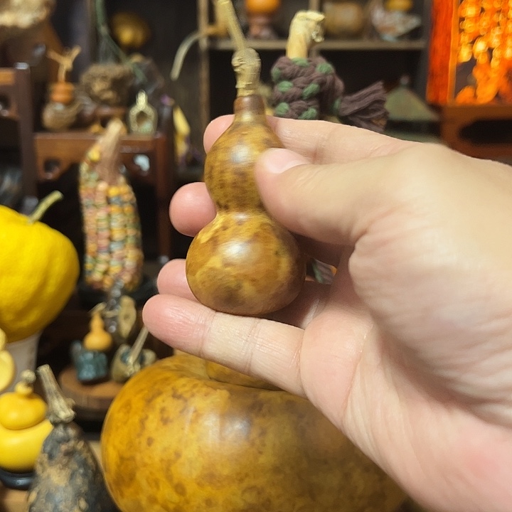 ****。大叶紫檀（黑酸枝木类）