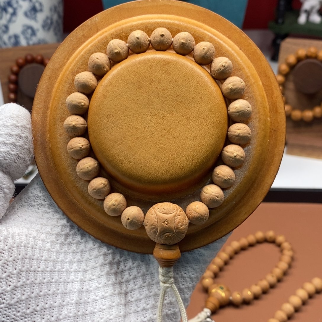 手串凤眼菩提10-10.3mm        