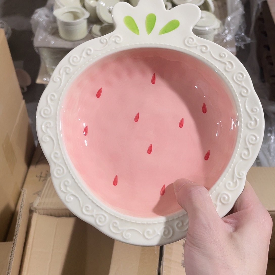 草莓盘一个装18厘米