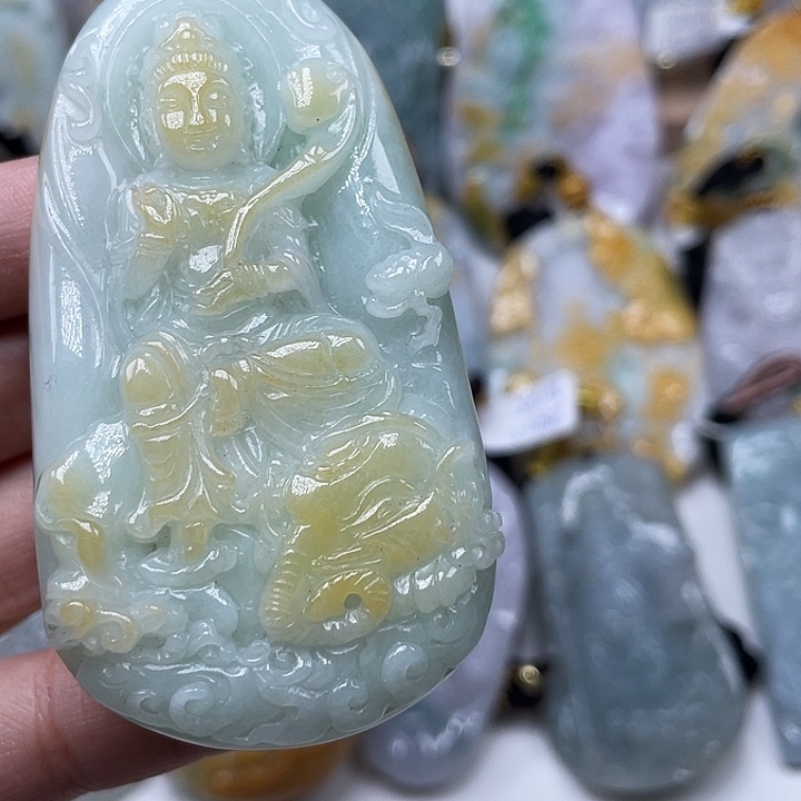 孤***瘾翡翠未镶嵌颈饰天然