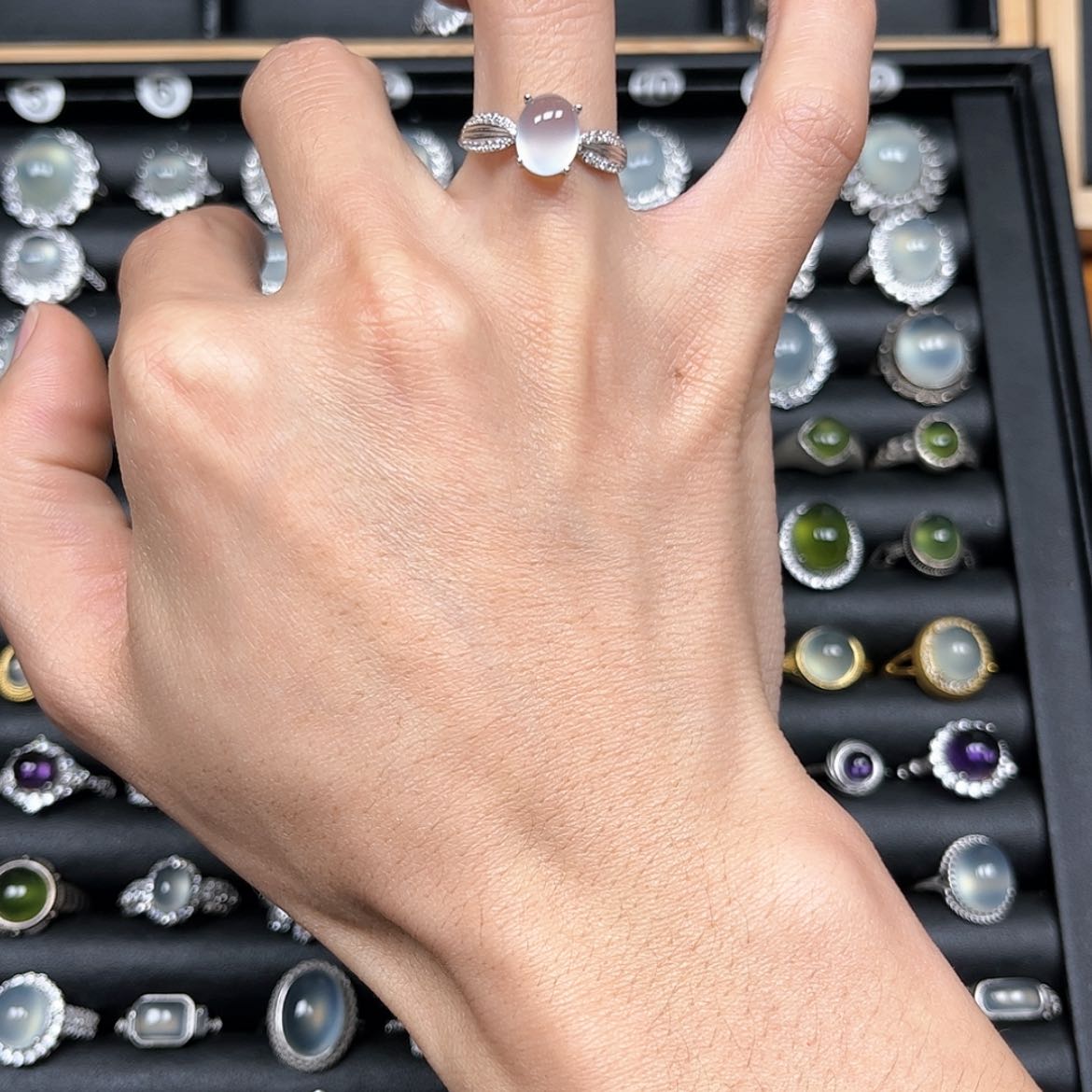 【闪购商品】岫玉戒指银S925镶嵌帅****酱