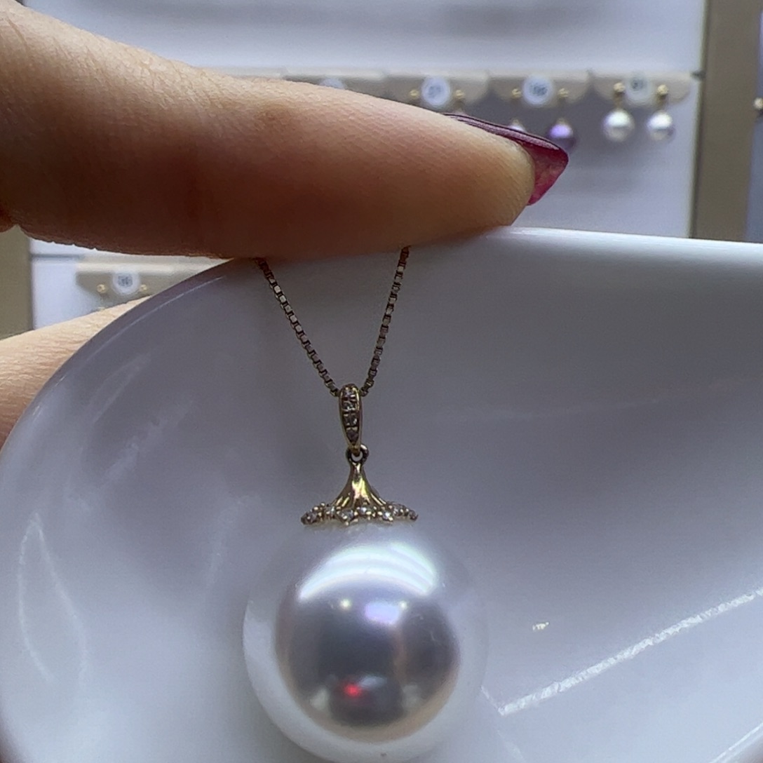 淡水珍珠吊坠(赠链)18K金镶嵌