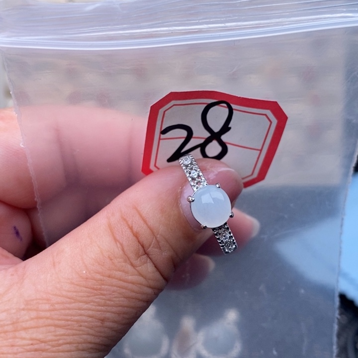 未镶嵌戒指翡翠缅甸
