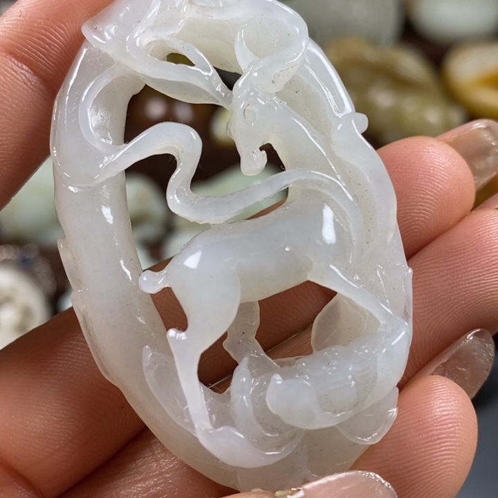 和田玉未镶嵌颈饰