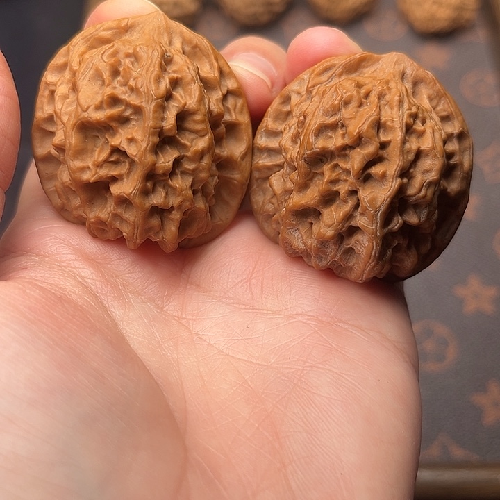 把件文玩核桃磐石