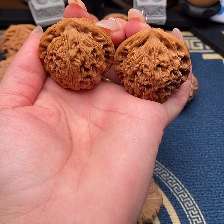 文玩核桃吊坠水龙纹41微修