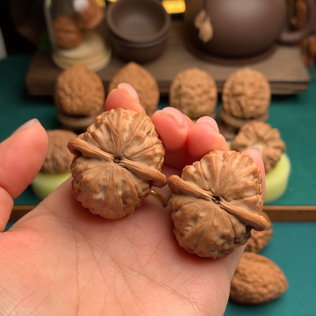 文玩核桃吊坠全品石门元宝