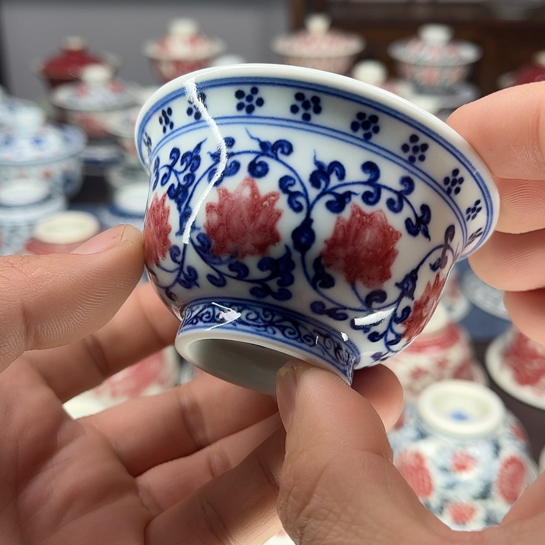 景德镇陶瓷青花釉里红