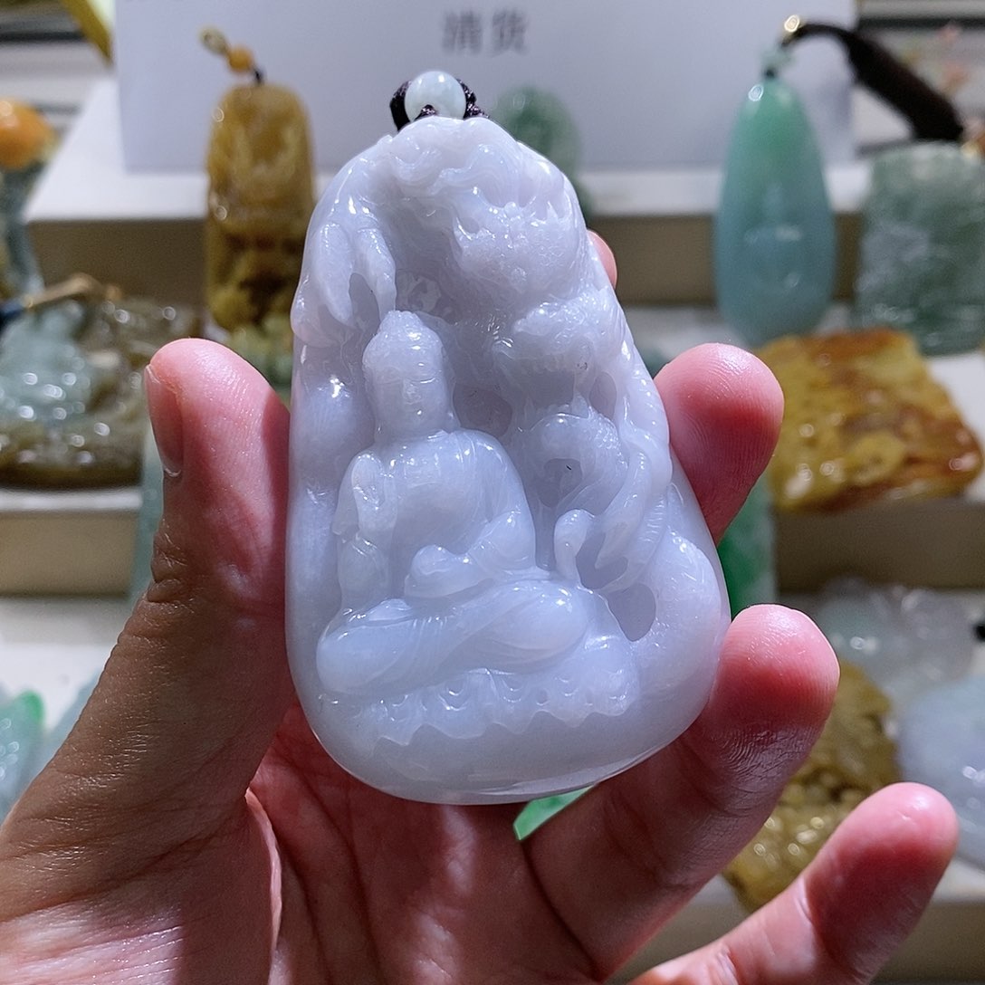 【闪购商品】翡翠颈饰未镶嵌阿咪