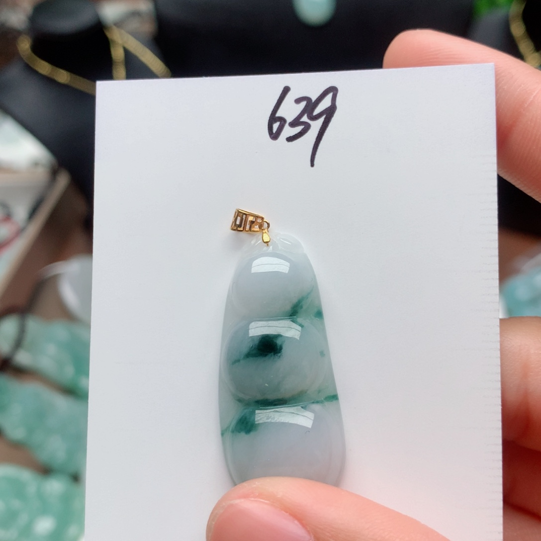 翡翠颈饰18K金镶嵌吊坠