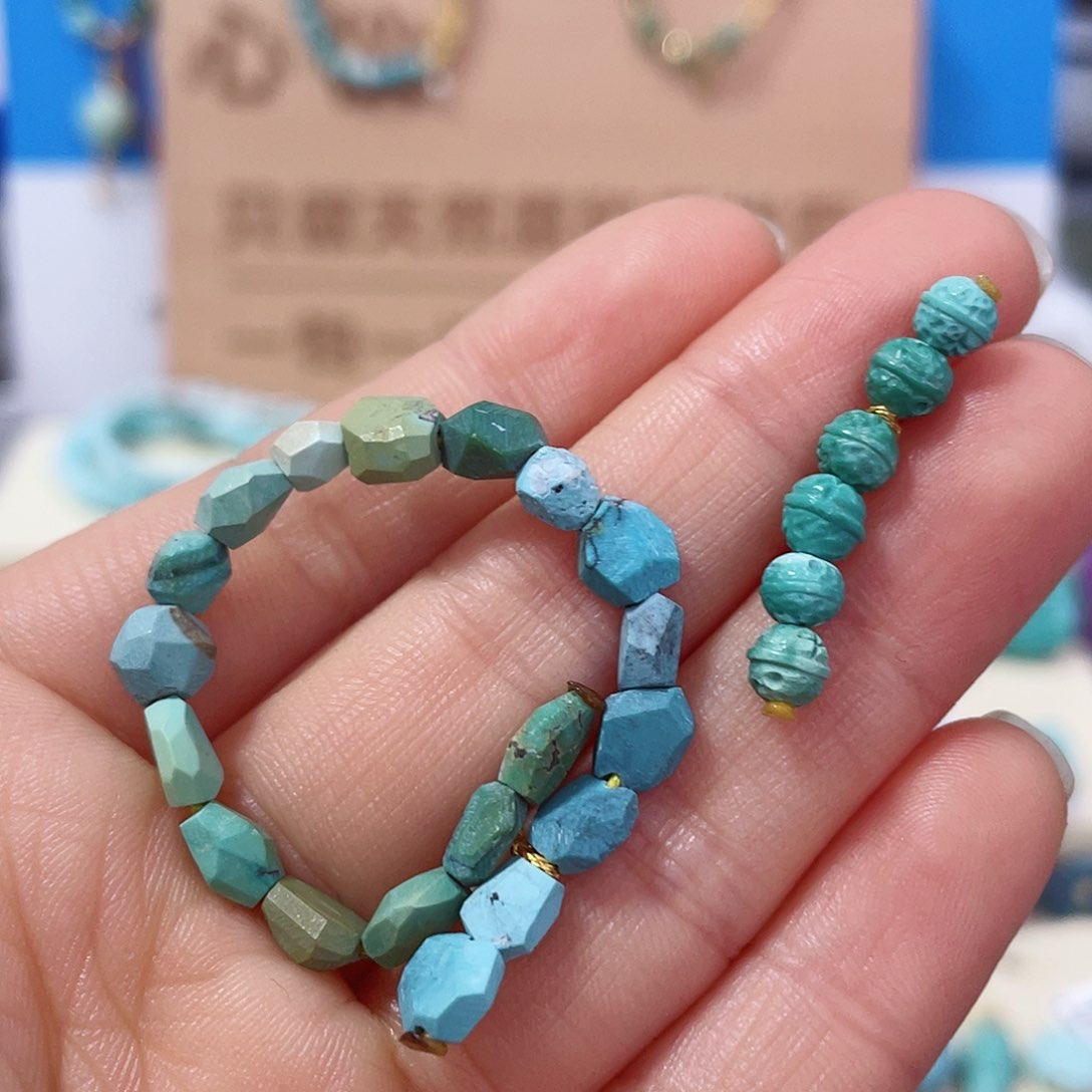 绿松石珠宝奇石未镶嵌