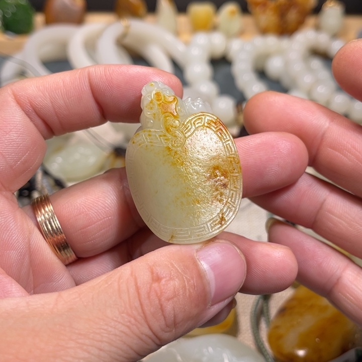 和田玉手串未镶嵌