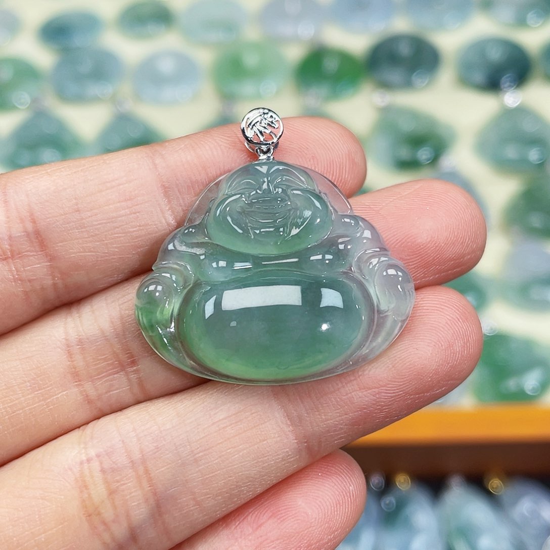 翡翠颈饰18K金镶嵌吊坠