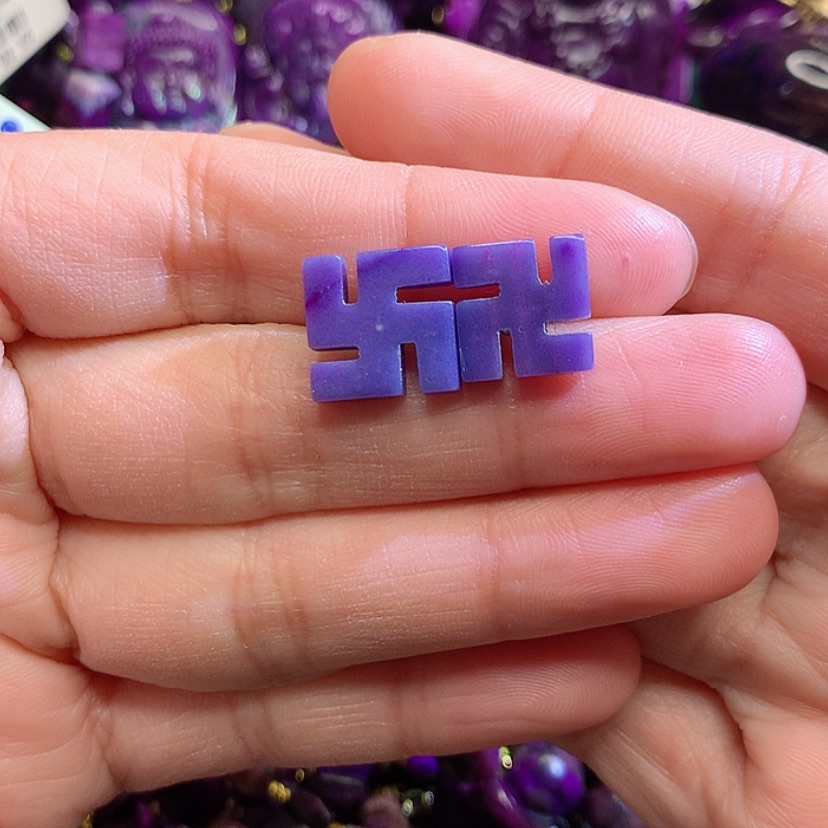 【闪购商品】苏纪石（舒俱来）耳钉18K金镶嵌