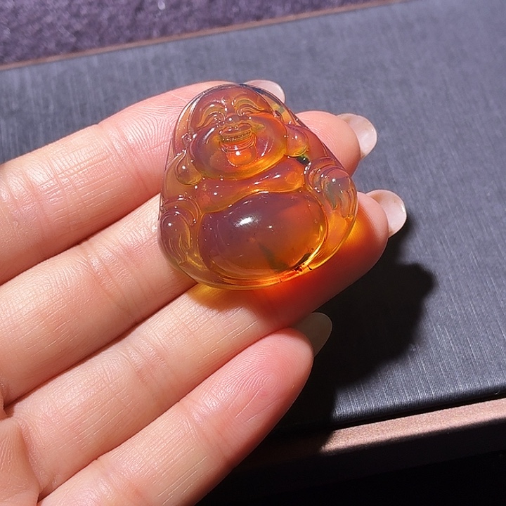 琥珀颈饰未镶嵌吊