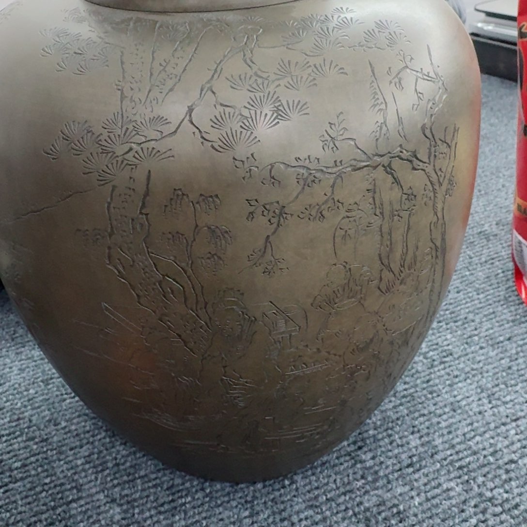 潇**！锡茶叶罐。        