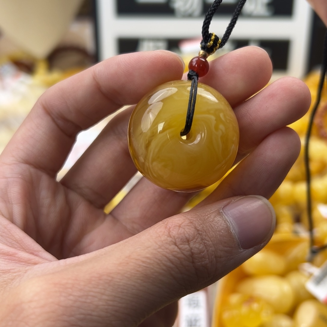 琥珀珠宝奇石未镶嵌