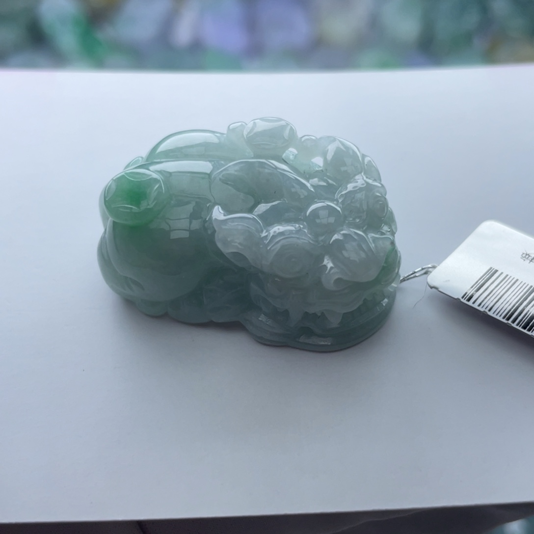 翡翠颈饰未镶嵌貔貅