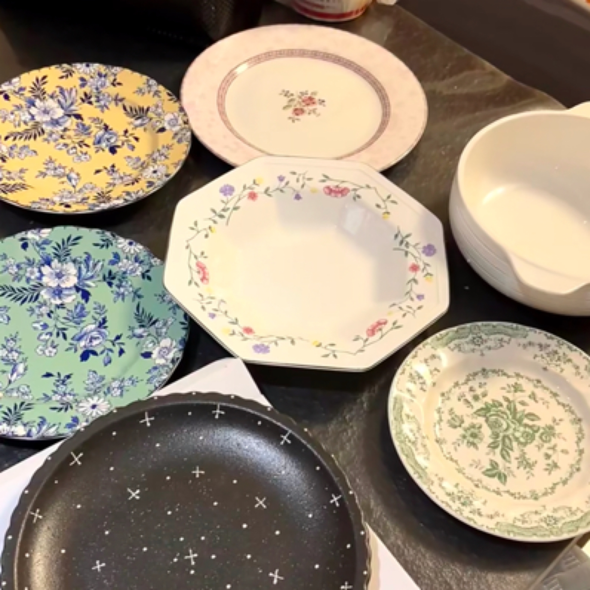 釉下彩陶瓷餐具不退不换(看完详情再下单，默认微瑕)