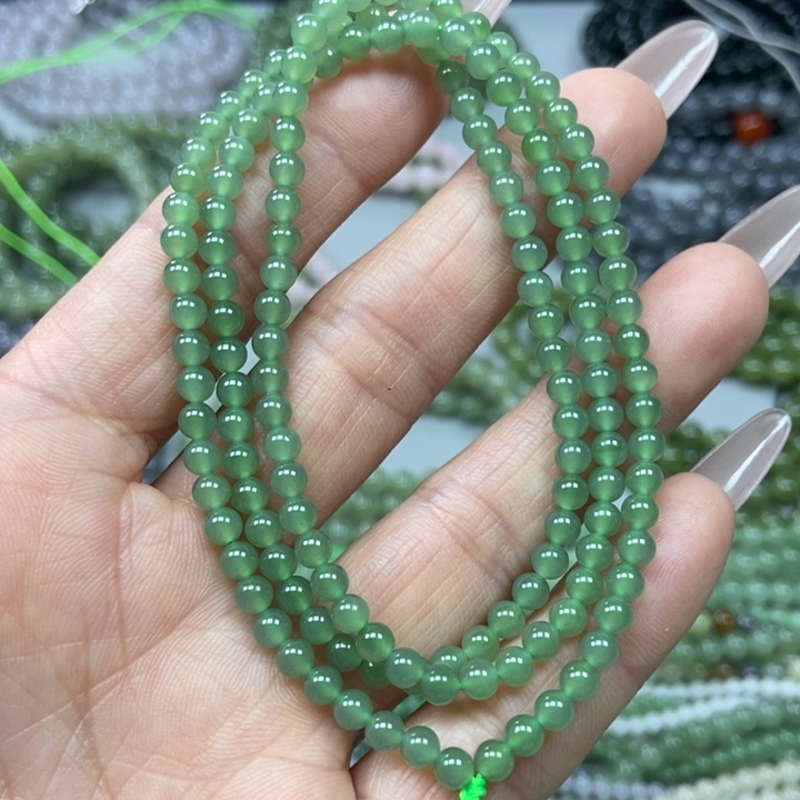 和田玉颈饰未镶嵌4