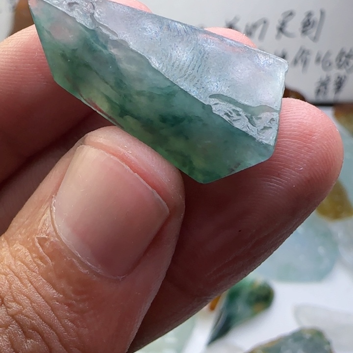 定制翡翠未镶嵌不包工