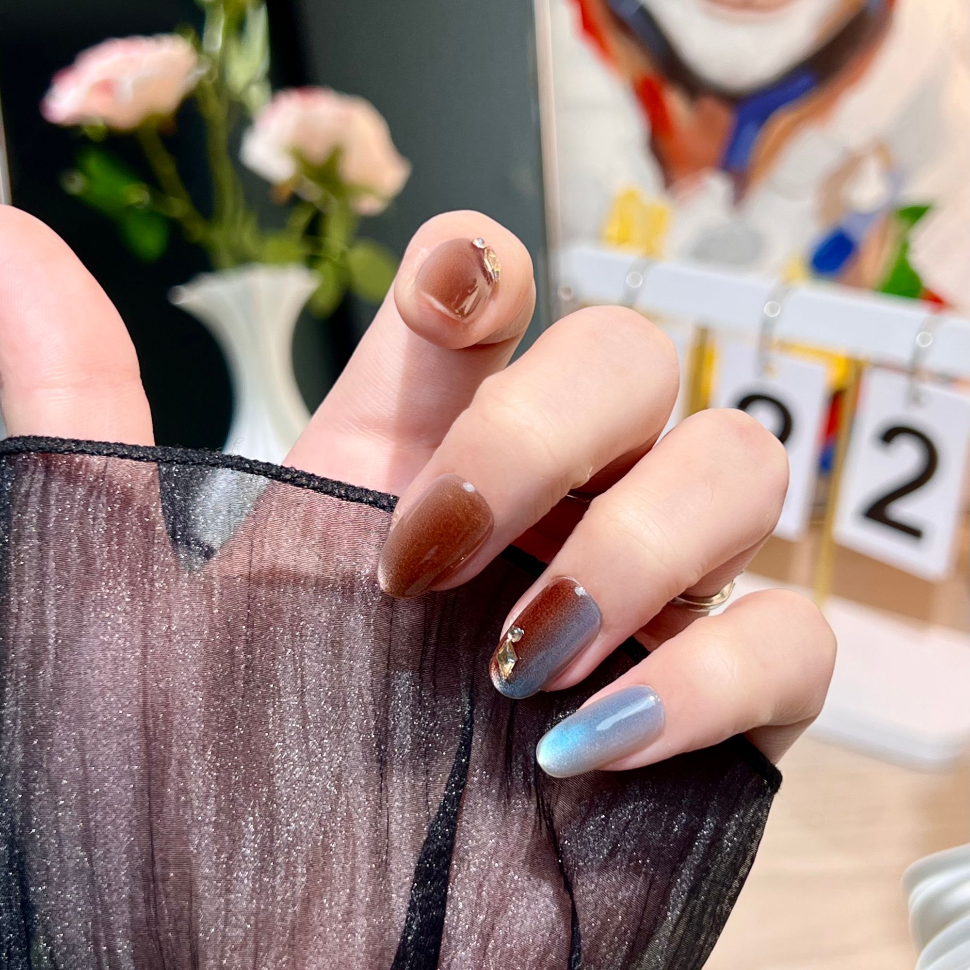 【棕蓝星钻】秋冬棕蓝琥珀晕染猫眼穿戴甲气质复古显白