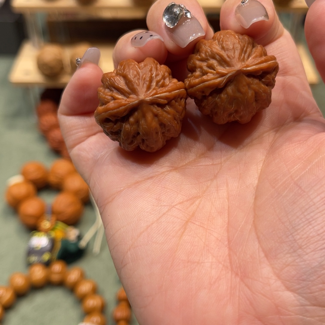 文玩核桃把件八爪小金龙