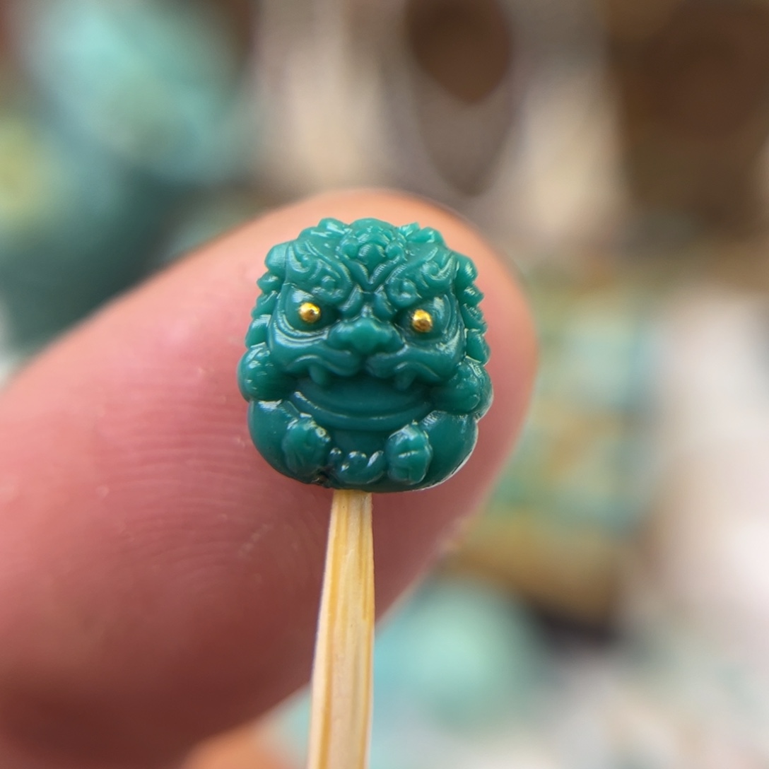 绿松石配饰未镶嵌