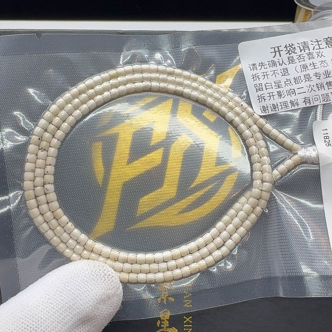 猫***贝星月菩提吊坠212一物一图骨瓷白三颗星4左右108