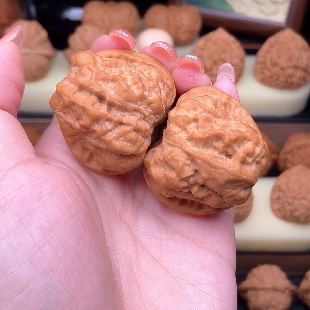 文玩核桃吊坠40蛤蟆头