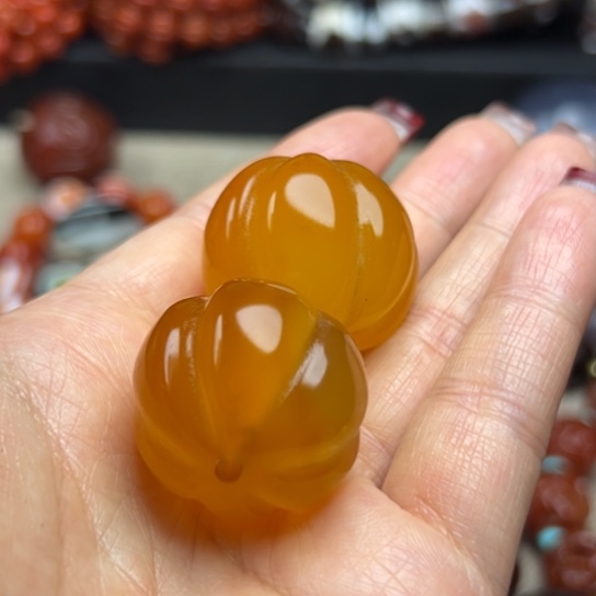神***奇玛瑙/玉髓未镶嵌颈饰