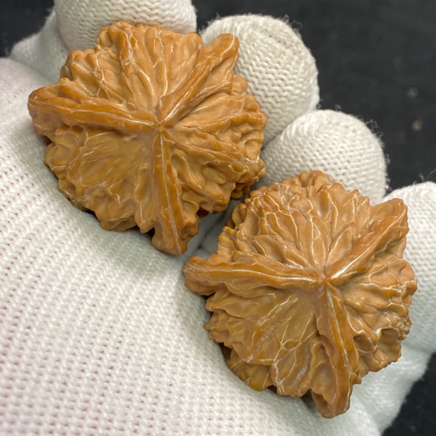 33天然全品盘山三棱大奔核桃（0899）实物实拍。边33高34