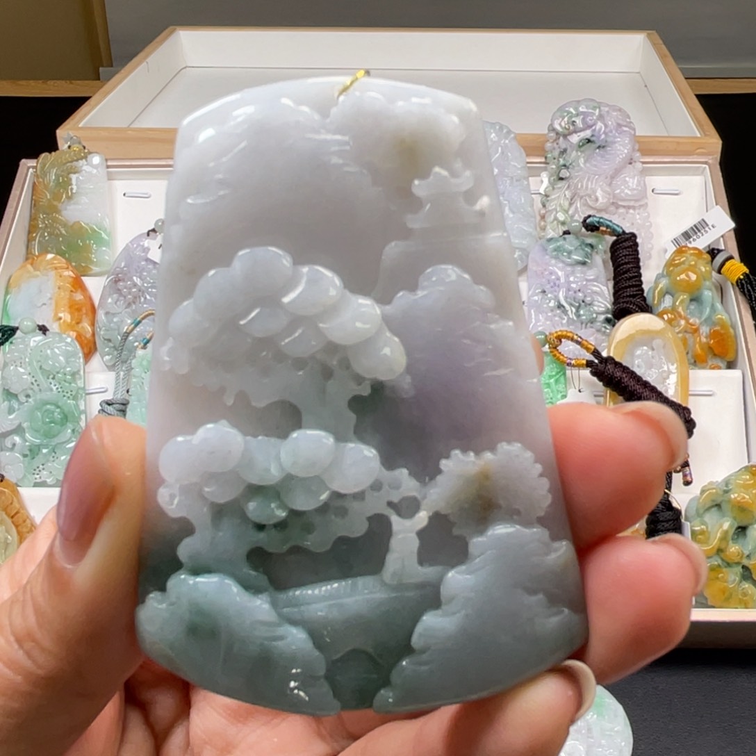 翡翠吊坠(不含链)未镶嵌