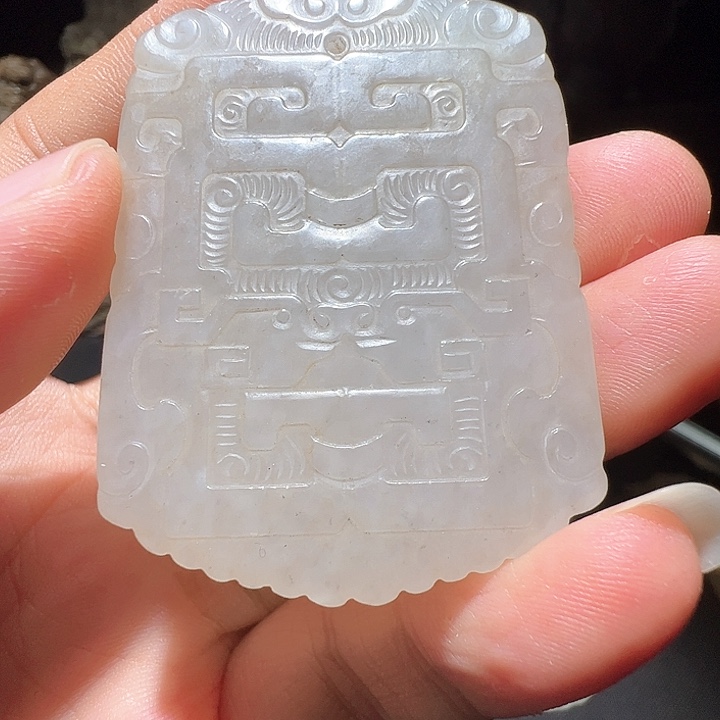 和田玉（糖玉）未镶嵌颈饰笑*风