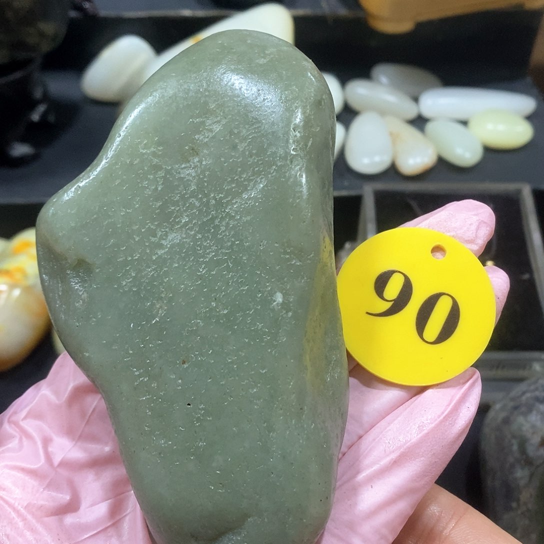 未镶嵌和田玉（糖玉）挂件